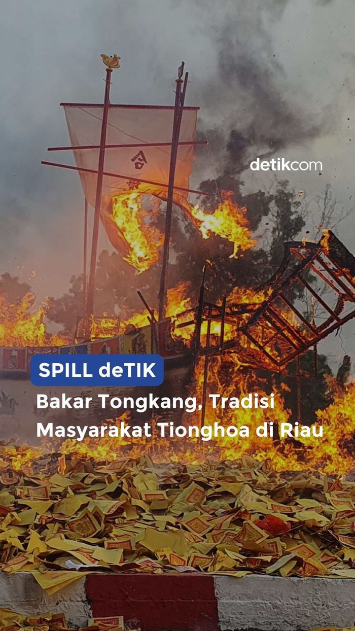 Bakar Tongkang! Tradisi Masyarakat Tionghoa di Riau