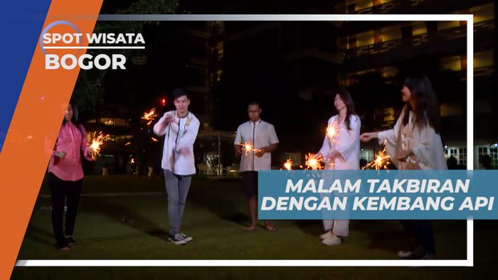 Seru-seruan Berpesta Kembang Api di Malam Hari Raya, Bogor