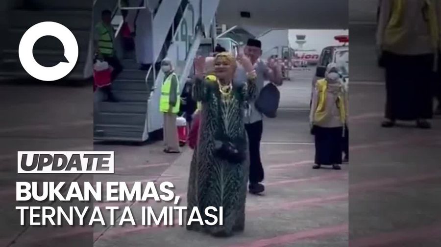 Heboh Emak-emak di Makassar Pamer Perhiasan Emas Sepulang Haji