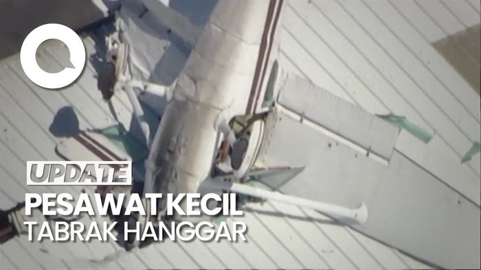 Pesawat Bermesin Tunggal Tabrak Atap Hanggar di California
