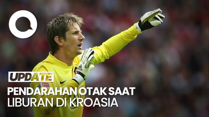 Kondisi Van der Sar Stabil Usai Alami Pendarahan Otak