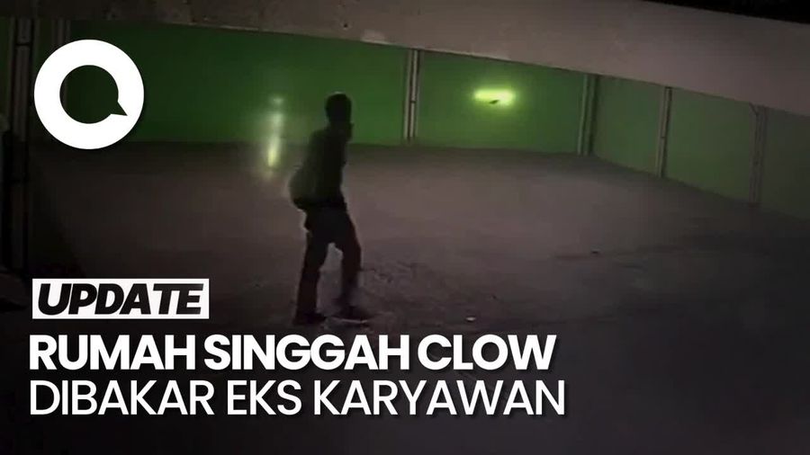 Momen Sebelum Pelaku Membakar Rumah Singgah Clow Terekam CCTV