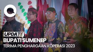 Raih Penghargaan, Bupati Sumenep Menjadi Pembina Koperasi Andalan