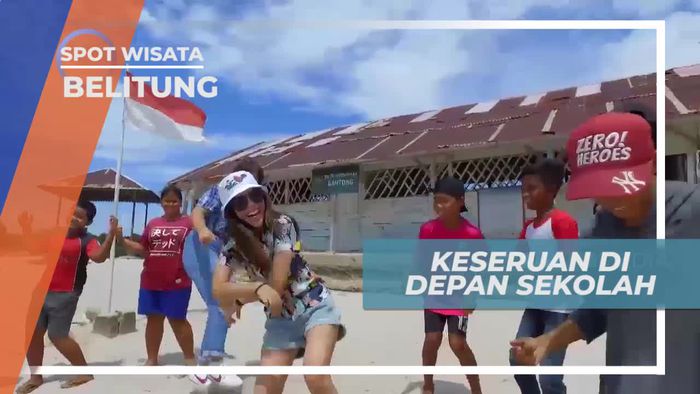 Berkunjung ke Replika Sekolah Laskar Pelangi Belitung