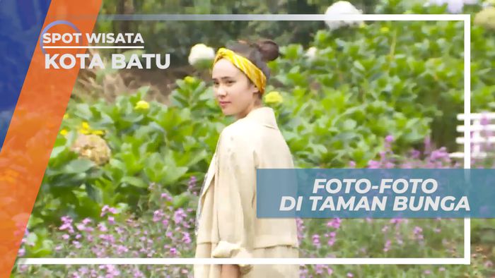 Berfoto Dengan Latar Bunga Cantik di Pagupon Kota Batu