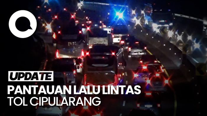 Jelang Akhir Libur Sekolah, Tol Cipularang Arah Jakarta Padat