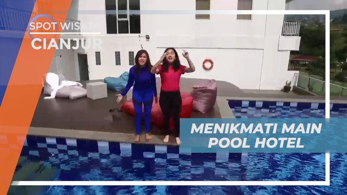 Menikmati Segarnya Air Kolam Renang Hotel Dengan View Pemandangan Indah, Cianjur