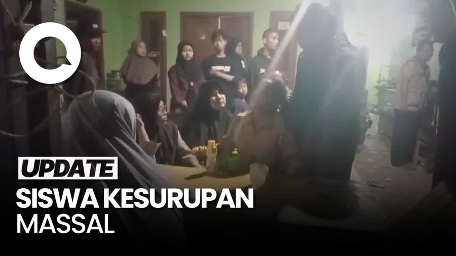 Momen Sejumlah Siswa di Karawang Kesurupan Massal