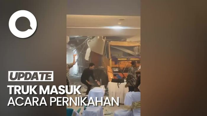 Truk Tabrak Gedung Kesenian Balikpapan, Masuk ke Acara Pernikahan
