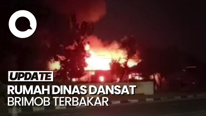 Rumah Dinas Dansat Brimob Polda Sumsel Hangus Terbakar