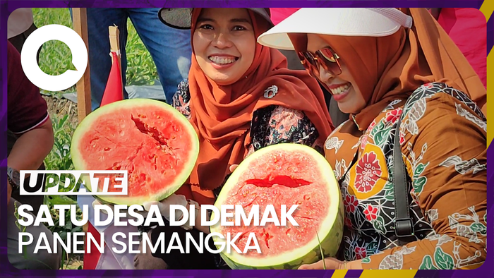 Melihat Festival Semangka yang Digelar di Demak
