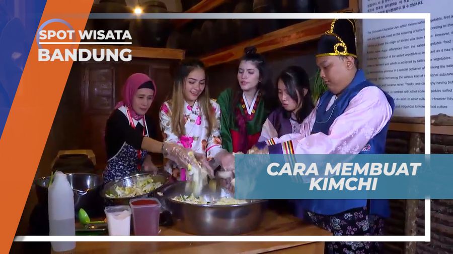 Melihat Cara Membuat Kimchi, Bandung