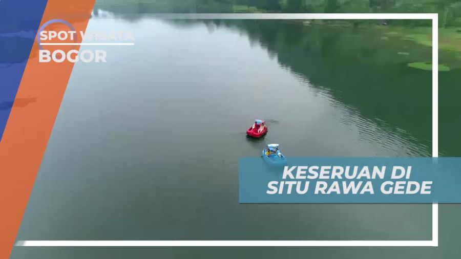 Keseruan Naik Perahu Bebek di Situ Rawa Gede Bogor
