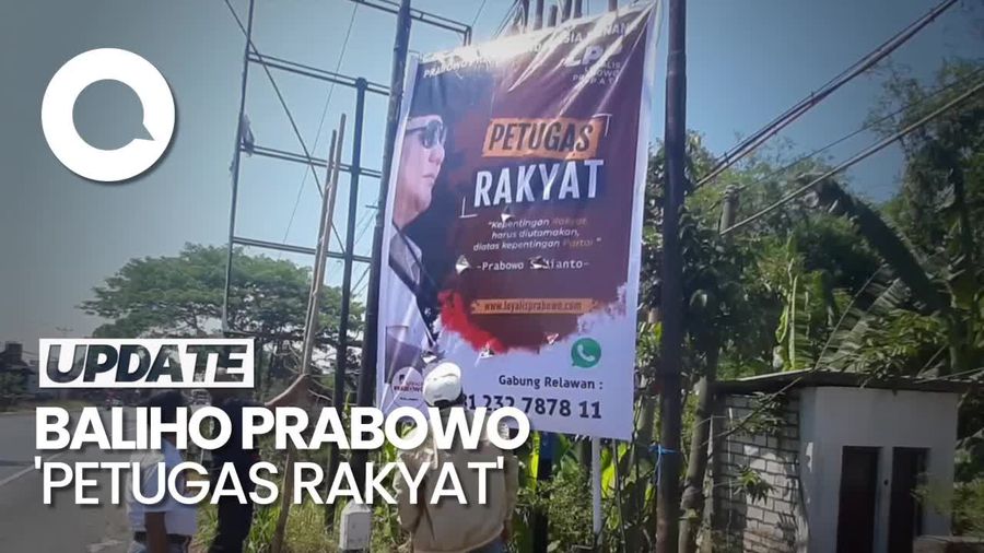 Baliho Prabowo Petugas Rakyat Bermunculan di Pati Jateng
