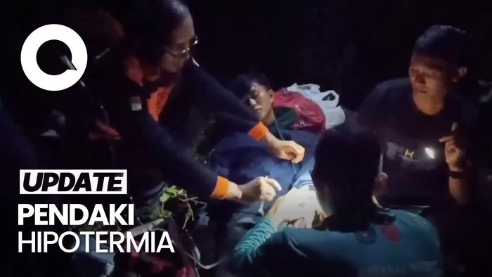 Momen Evakuasi Pendaki Hipotermia di Gunung Lemongan, Lumajang