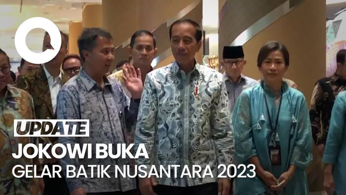 Kunjungi Senayan Park, Jokowi Buka Gelar Batik Nusantara 2023