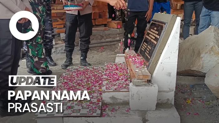 Nama 8 Penambang Emas yang Terjebak di Banyumas Diabadikan dalam Prasasti