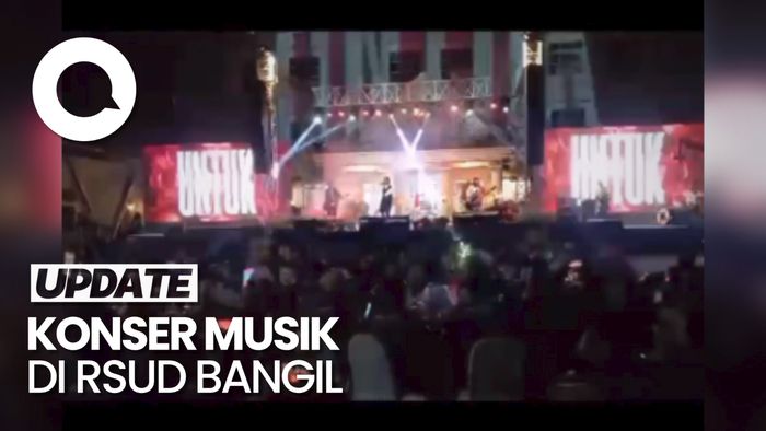 Suasana saat RSUD Bangil Gelar Konser Musik Dekat IGD-Poli Jantung 