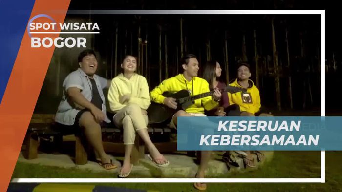 Bernyanyi Menikmati Momen Kebersamaan di Kota Bogor