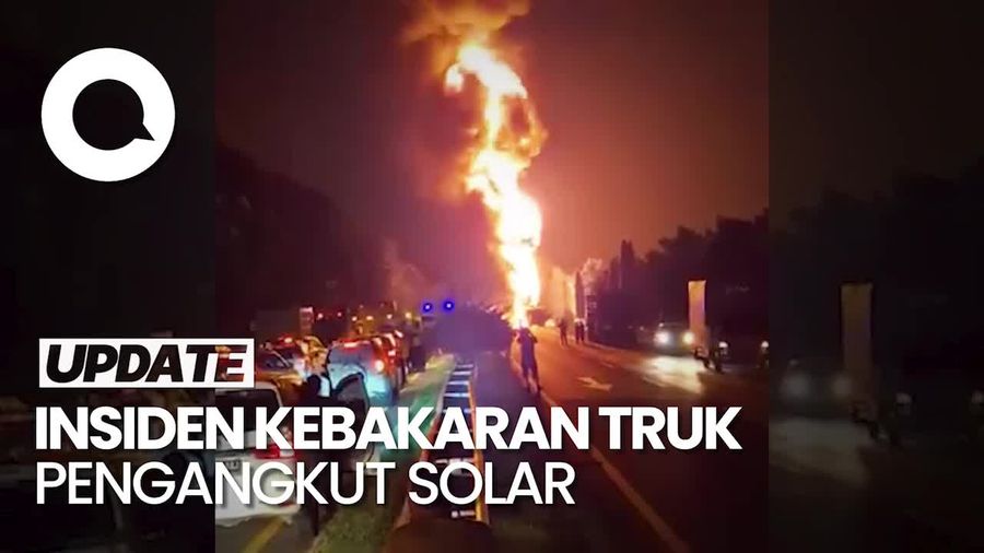 Besarnya Api Truk Tangki BBM yang Kebakaran di Tol Belmera Medan