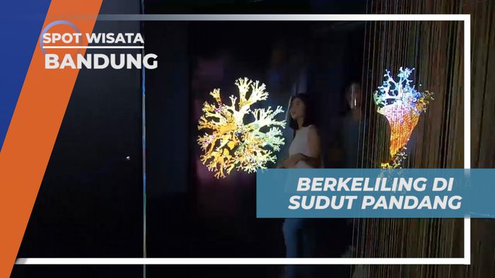 Mengelilingi Tiap Sudut Keunikan Tempat Wisata yang Penuh Karya Seni, Bandung