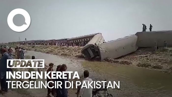 25 Orang Tewas Akibat Kereta Tergelincir di Pakistan