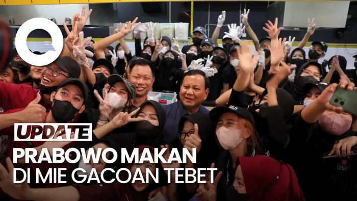 Momen Prabowo Makan Siang di Mie Gacoan, Diserbu Warga hingga Ojol
