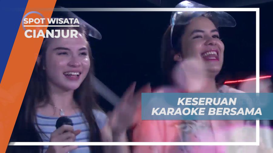 Seru-seruan Berkaraoke Saat Barbeque di Cianjur