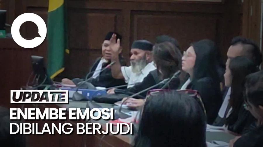 Gebrak Meja Sidang, Lukas Enembe Emosi Dibilang Berjudi