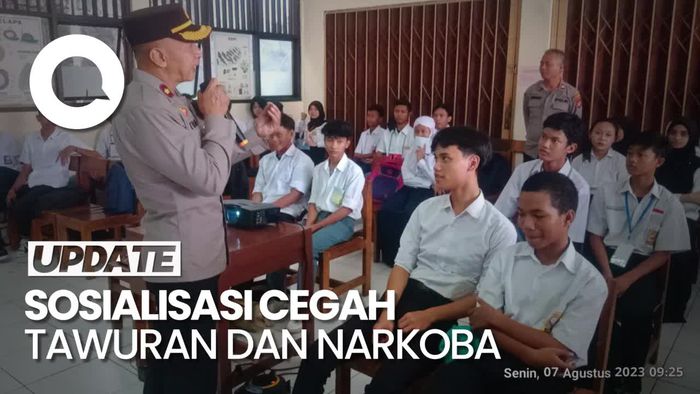 Polisi Gelar Sosialisasi Cegah Tawuran dan Narkoba di Sekolah Jaksel