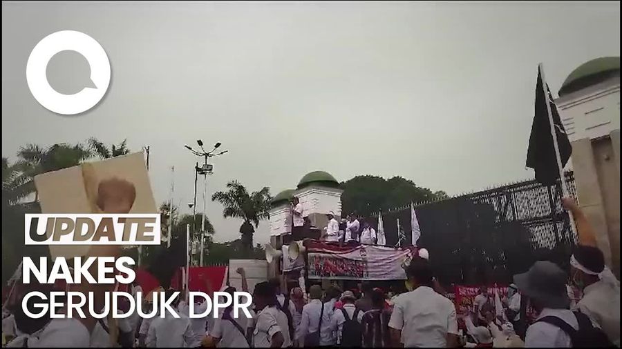 Ada Demo Nakes, Lalin Depan DPR Padat
