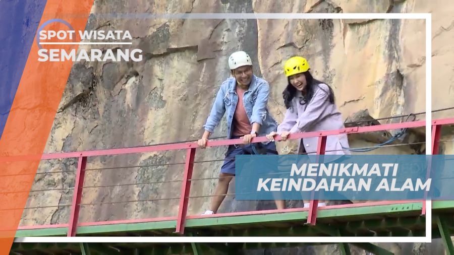 Menikmati Keindahan Alam Pegunungan dari Atas Jembatan Pinggir Tebing, Semarang