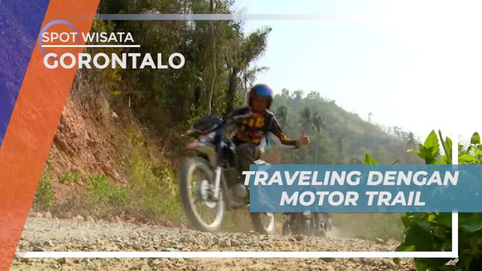 Melintasi Jalan Pedesaan Menuju Bukit Dulamayo Gorontalo