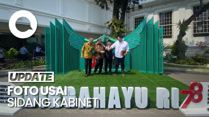 Momen Airlangga-Bahlil Foto Genggaman Tangan di Istana: Konsolidasi