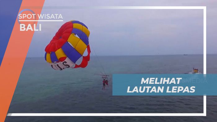 Menikmati Indahnya Pemandangan Laut LPeas dari Atas Ketinggian, Bali
