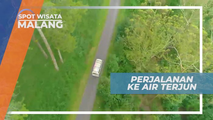 Menikmati Perjalanan Naik Mobil Antik Menuju Air Terjun Coban Rondo, Kota Batu