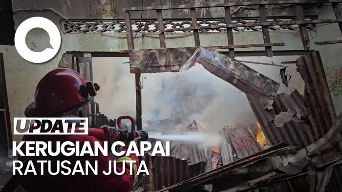 Tiga Blok Ruko di Pasar Desa Tegak Klungkung Hangus Terbakar!