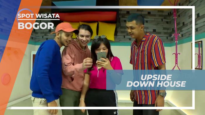 Abadikan Momen Seru di Spot Foto Unik Upside Down House, Bogor