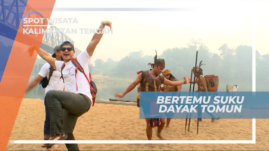 Ramahnya Warga Suku Dayak Tomun Menyambut Tamu Dengan Tarian Khas, Kalimantan Tengah