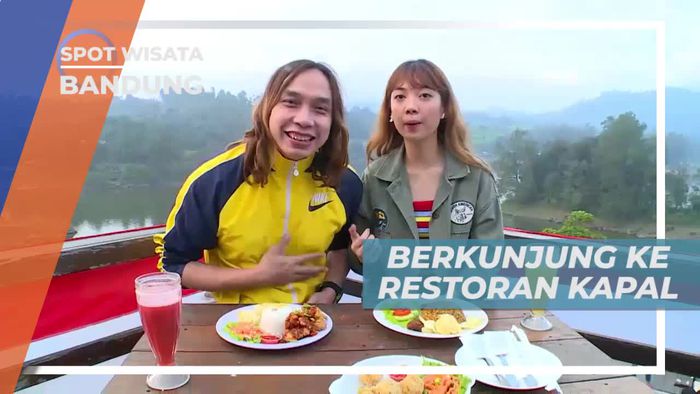Melewati Jembatan Gantung Menuju Restoran Kapal Bandung