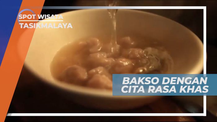 Mencicipi Kelezatan Bakso Mang Iko yang Dimasak Menggunakan Arang, Tasikmalaya