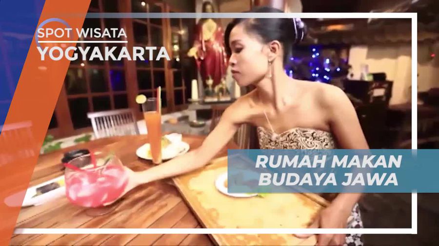 Rumah Makan Dengan Nuansa Tradisional Jawa, Yogyakarta