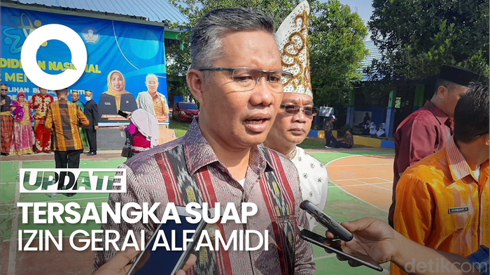 Eks Walkot Kendari Sulkarnain Kadir Diperiksa Kejari Terkait Suap PT Midi