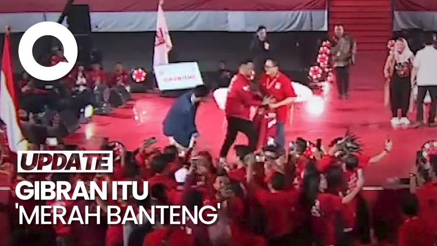 Respons PDIP Soal Gibran Menolak saat Dipakaikan Jaket PSI