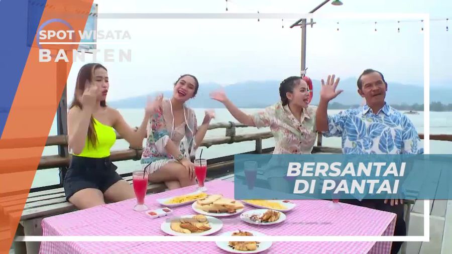 Bersantai Sejenak Menikmati Camilan Lezat di Tepi Pantai Anter Banten
