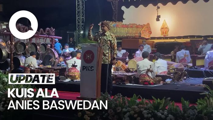 Momen Anies Beri Kuis Berhadiah Sepeda di Gelaran Wayang PKS