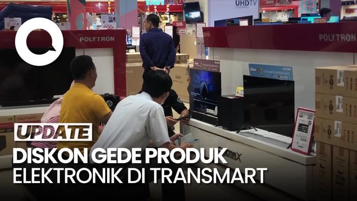 Beli TV di Transmart Full Day Sale, Pengunjung Ini Dapat Diskon 1,5 Jutaan