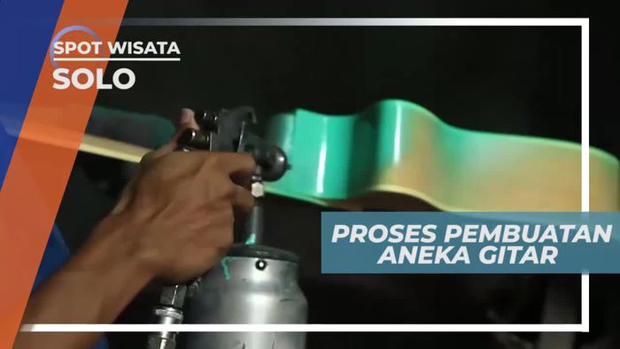 Melihat Pembuatan Aneka Gitar di Desa Mancasan Solo