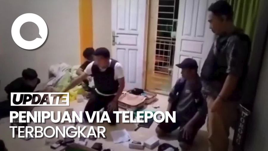 Momen Penggerebekan Komplotan Penipuan Via Telepon di Jambi