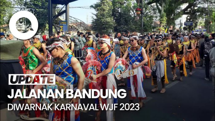 Suasana Bandung saat Pelaksanaan Karnaval WJF 2023